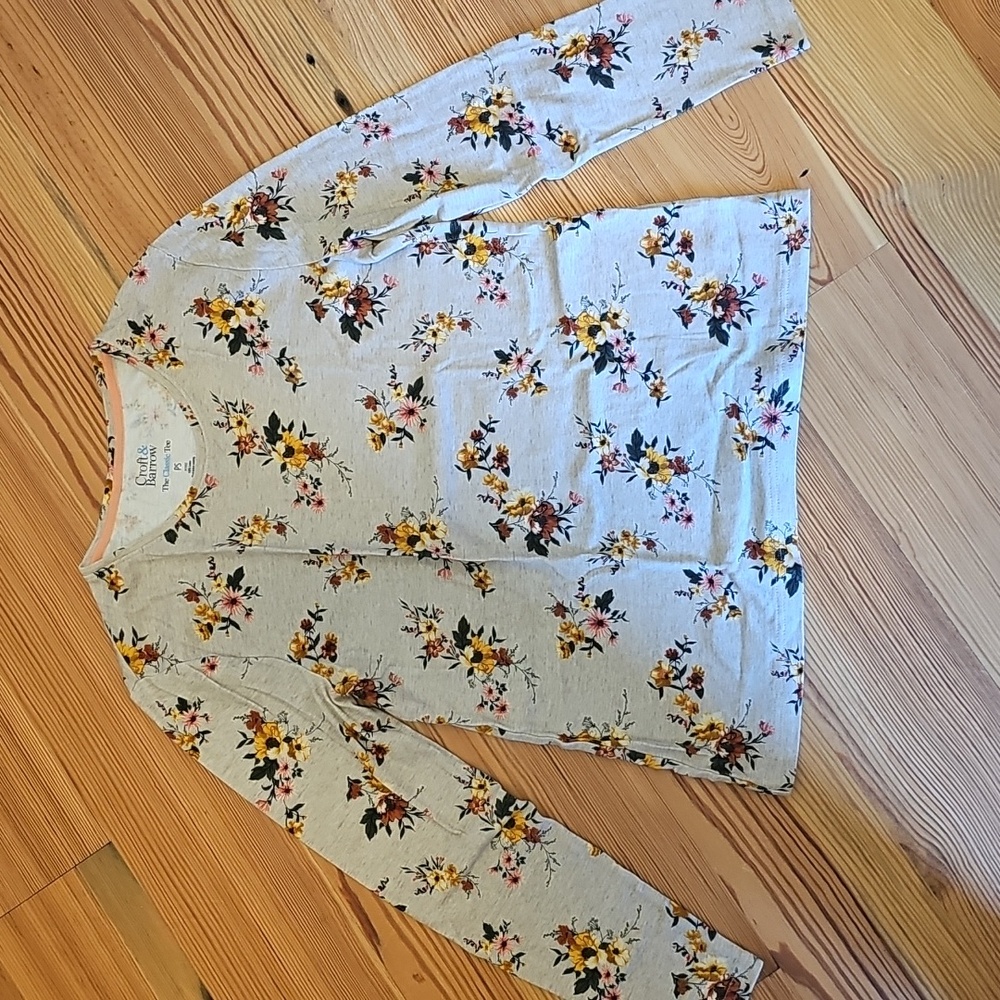 Croft & Barrow Floral Tee with Peach and Cream